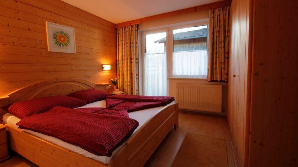 Haus Alpenglueck Apartment Kaunertal Room photo